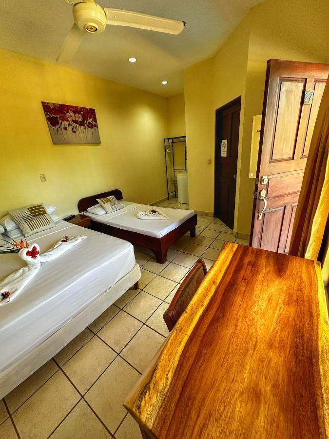 Hotel Nany Brasilito Buitenkant foto