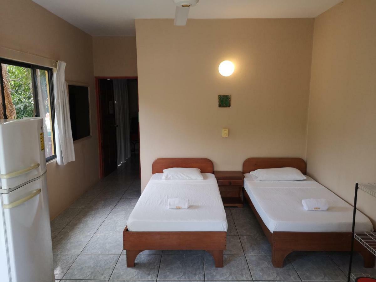 Hotel Nany Brasilito Buitenkant foto